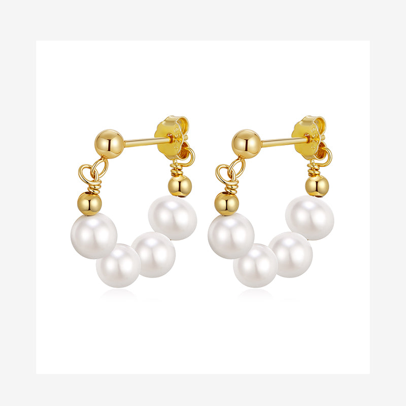 Gold Natural Freshwater Pearl Stud Earrings DA2439