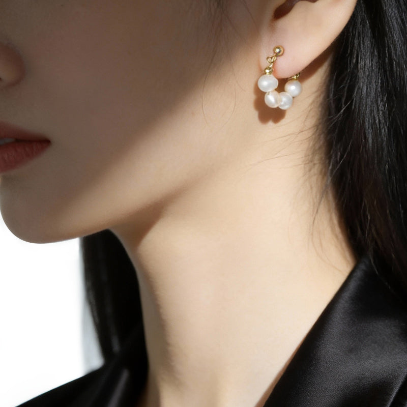 Gold Natural Freshwater Pearl Stud Earrings DA2439