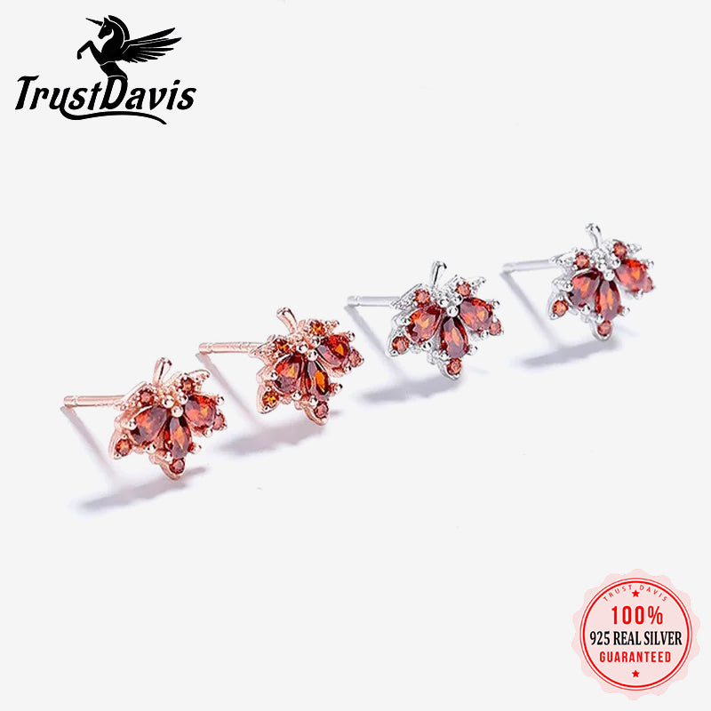 Sweet Maple Leaves Stud Earrings DA3210