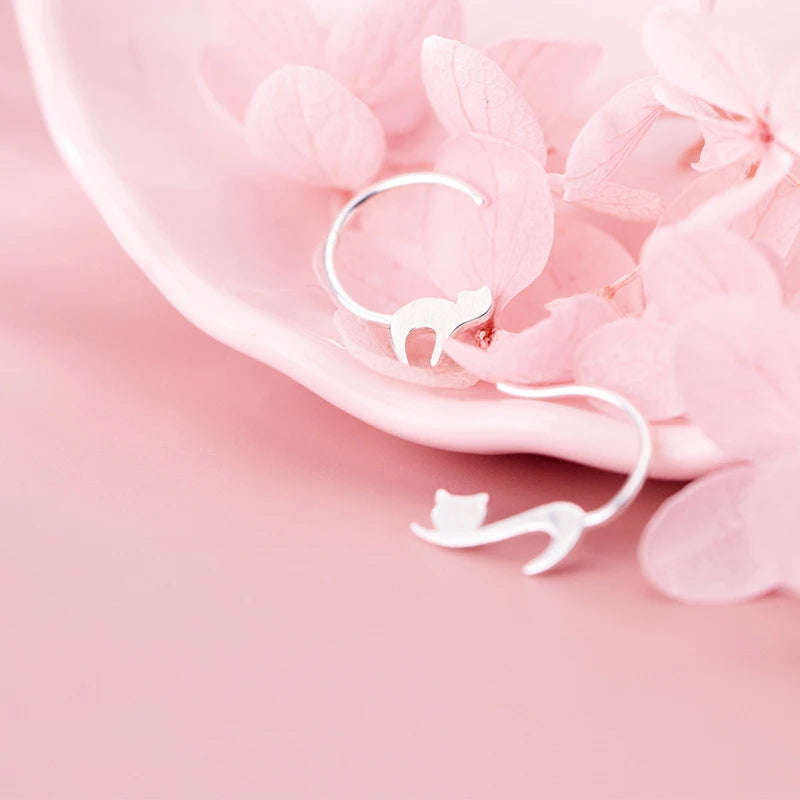 Tiny Cute Asymmetric Cat Stud Earrings DA487