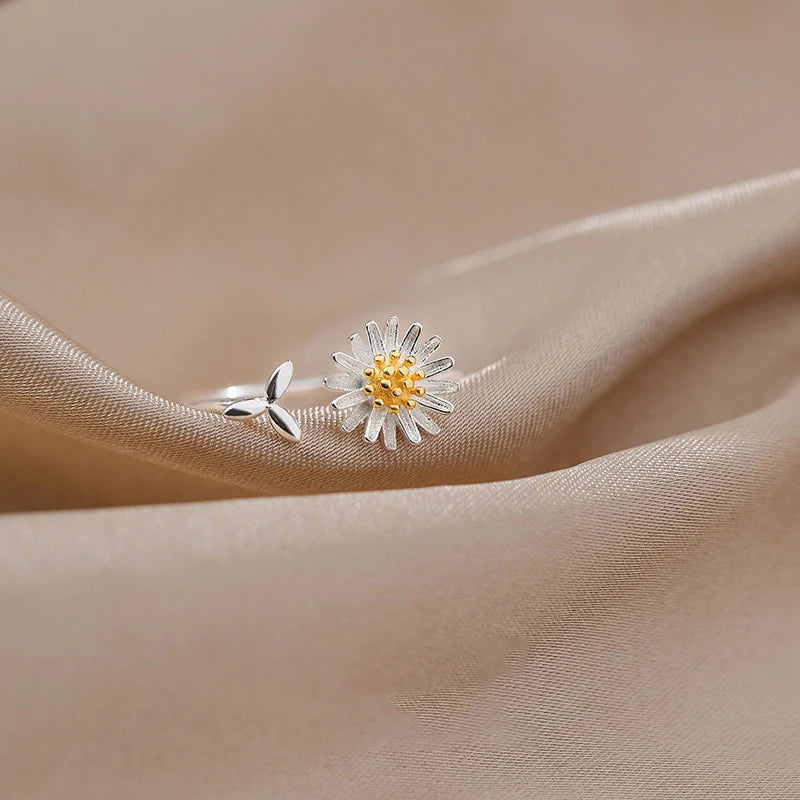 TrustDavis 925 Sterling Silver Women's Fashion Open Daisy Ring Sunflower Adjustable Ring for Women Grils Gift Jewelry DS4470