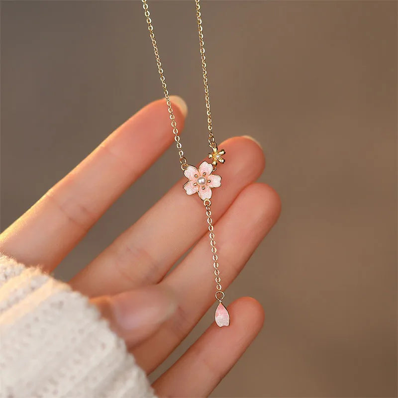 Pearl Flower Necklace DS4906