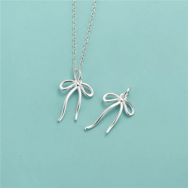 Bow Charm Pendant DZ1718