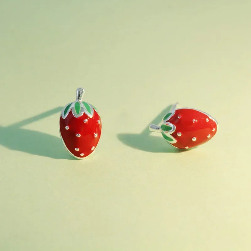 Strawberry Stud Earrings DS92