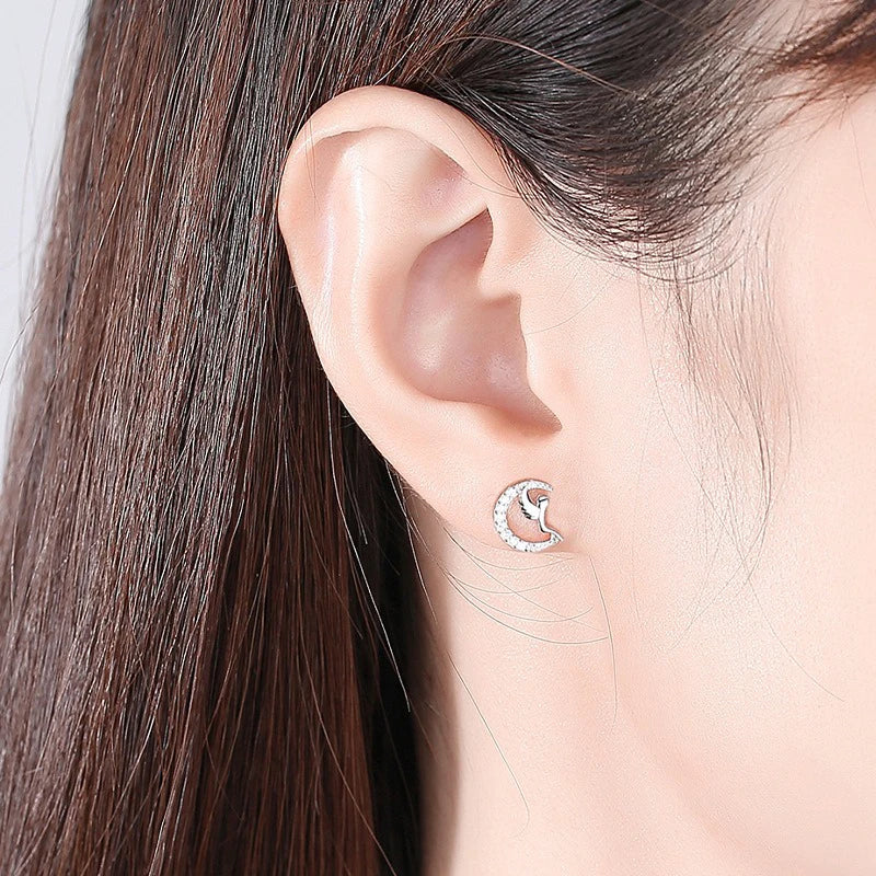 TrustDavis 925 Sterling Silver Women's Moon Stud Earrings Fashion Simple Moon Angel Earrings for Women Girls Jewelry Gift DS4276