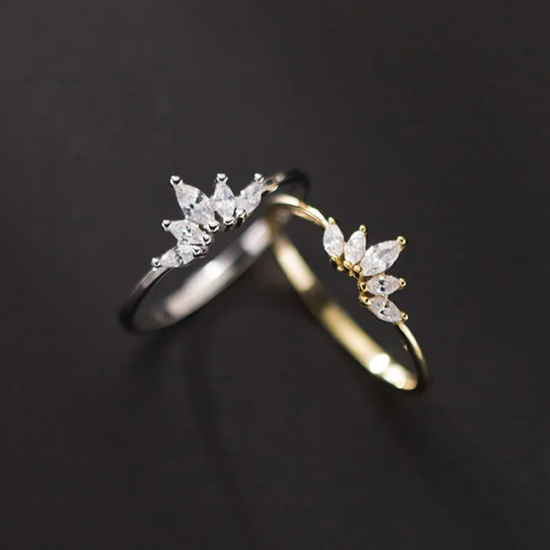 925 Sterling Silver Simple Lovely Delicate Crown Dazzling Finger Ring DA1654