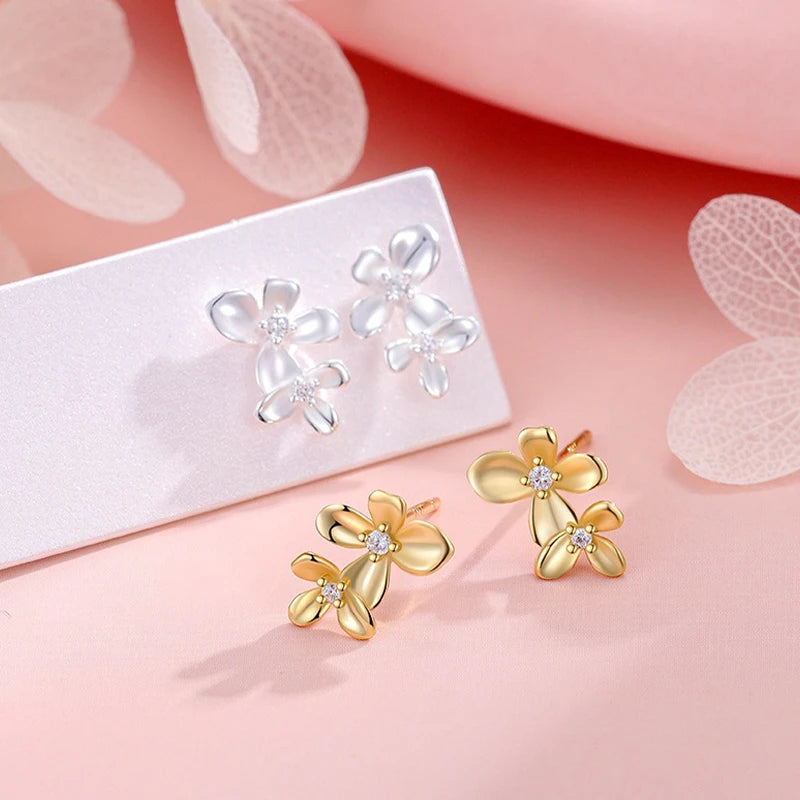 Gardenia Flower Stud Earrings DS4857