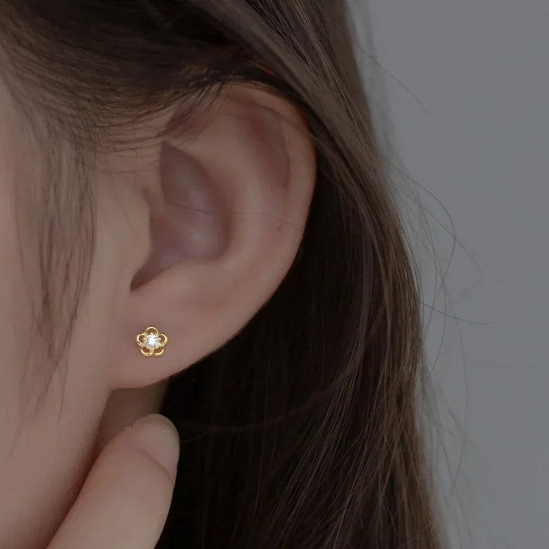 TrustDavis Real 925 Sterling Silver Romantic Hollow Flower Stud Earrings for Kids Women Geometric Birthday Jewelry DS3694
