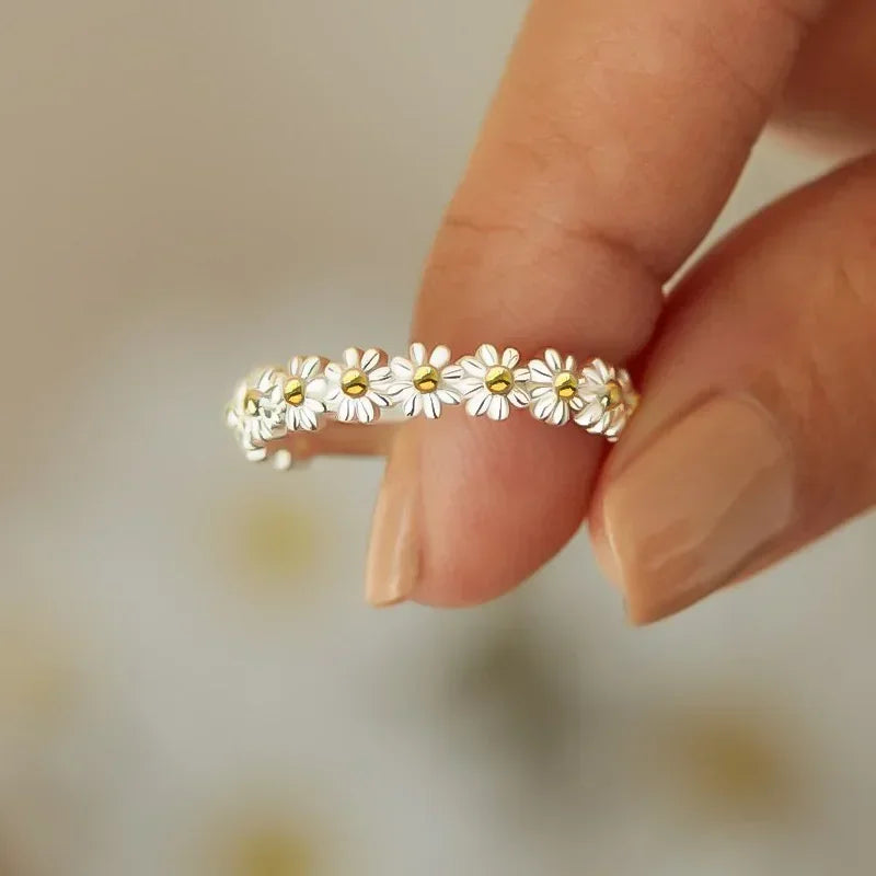TrustDavis 2024 Real 925 Sterling Silver Small Daisy Flowers Rings for Women Wedding Anniversary Gift Fashion Jewelry DS3547