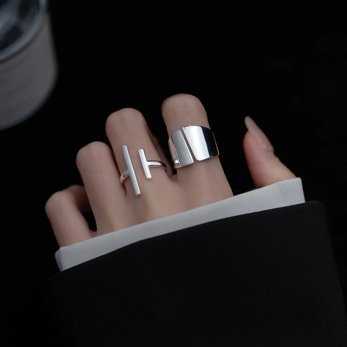 Geometric Simple Minimalist Surface Smooth Stick Adjustable Ring AZ06