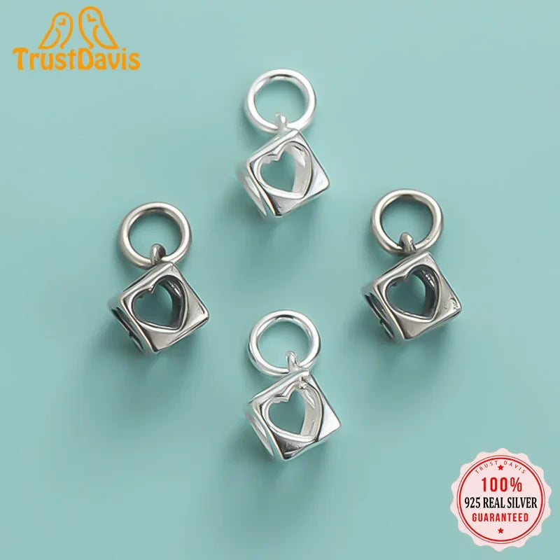 Hollow Heart Diamonds Pendant DZ1143