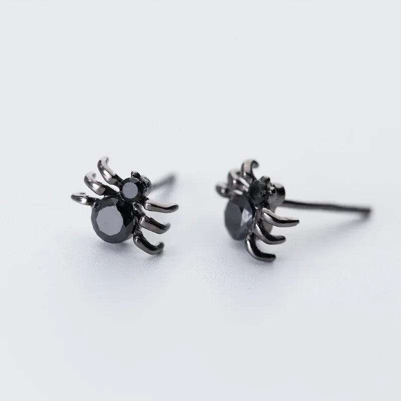 Black Spider Stud Earrings DS283
