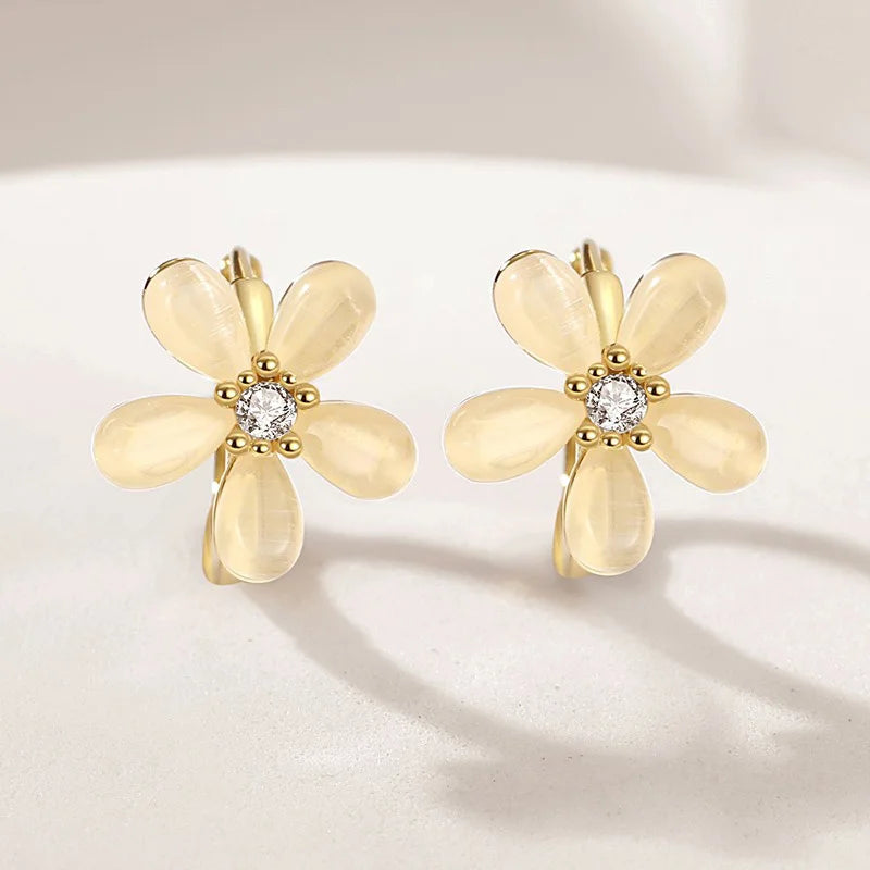 Fashion Sweet Flower Hoop Earrings DS4370