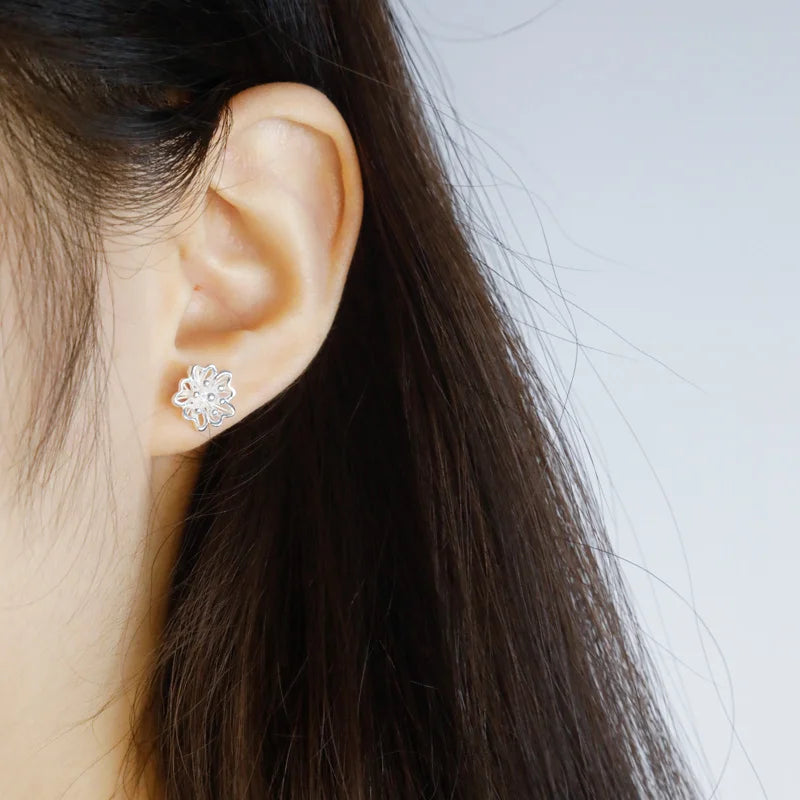 Trustdavis Girls Real 925 Sterling Silver Cute Openwork Flowers Stud Earrings Women Daughter Birthday Party Gift Jewelry DS4414