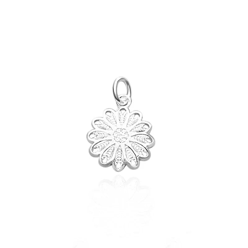 Fashion Hollow Flowers Charm Pendant DZ1766