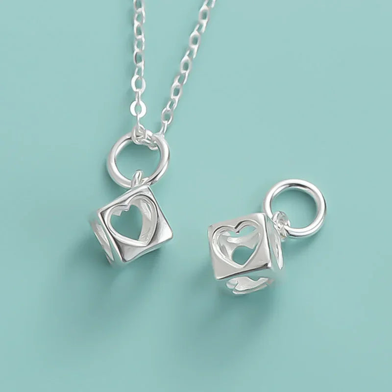 Hollow Heart Diamonds Pendant DZ1143