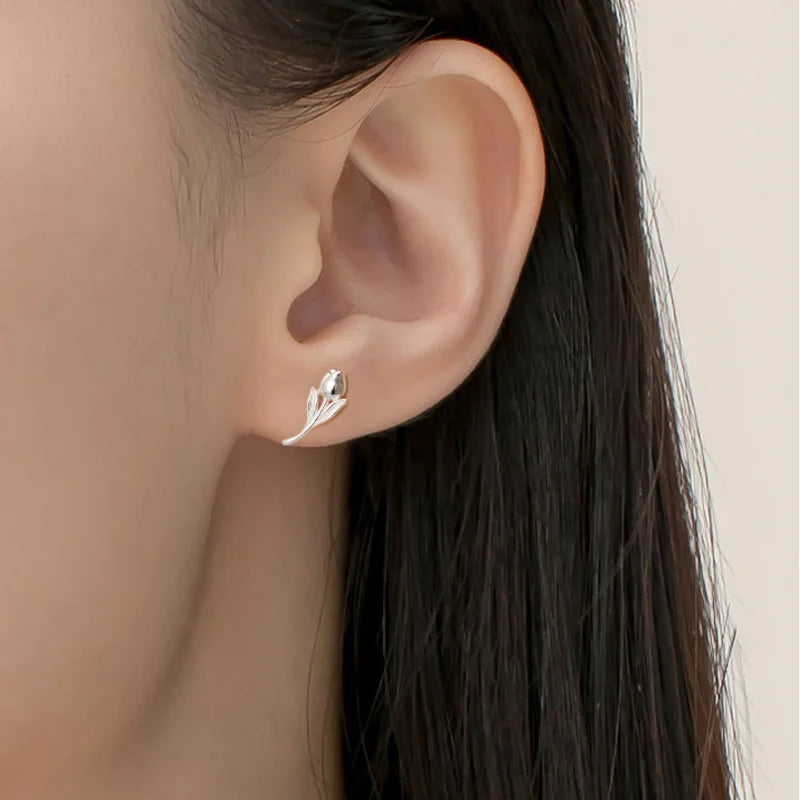 Tulip Flower Screw Stud Earrings DS4390