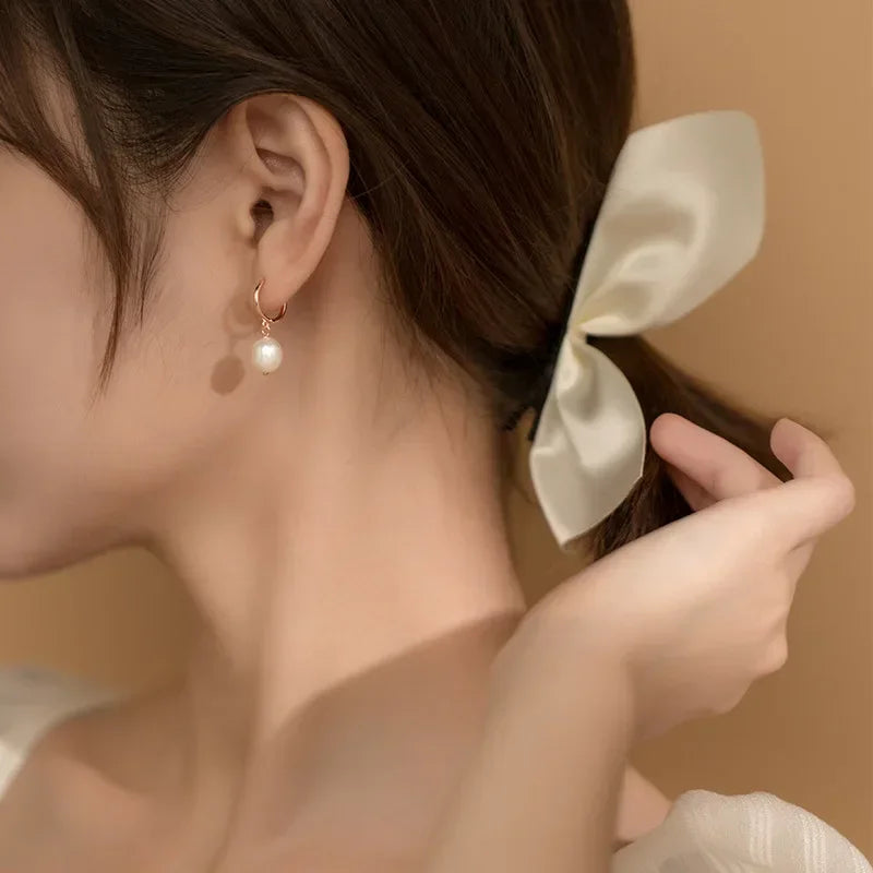 Pearl Hoop Earring DB1343