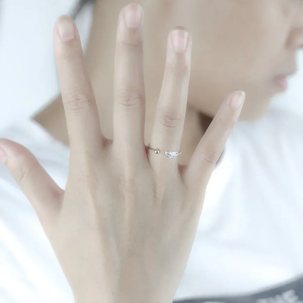 Feather Cocktail Opening Finger Ring Sizable DS172