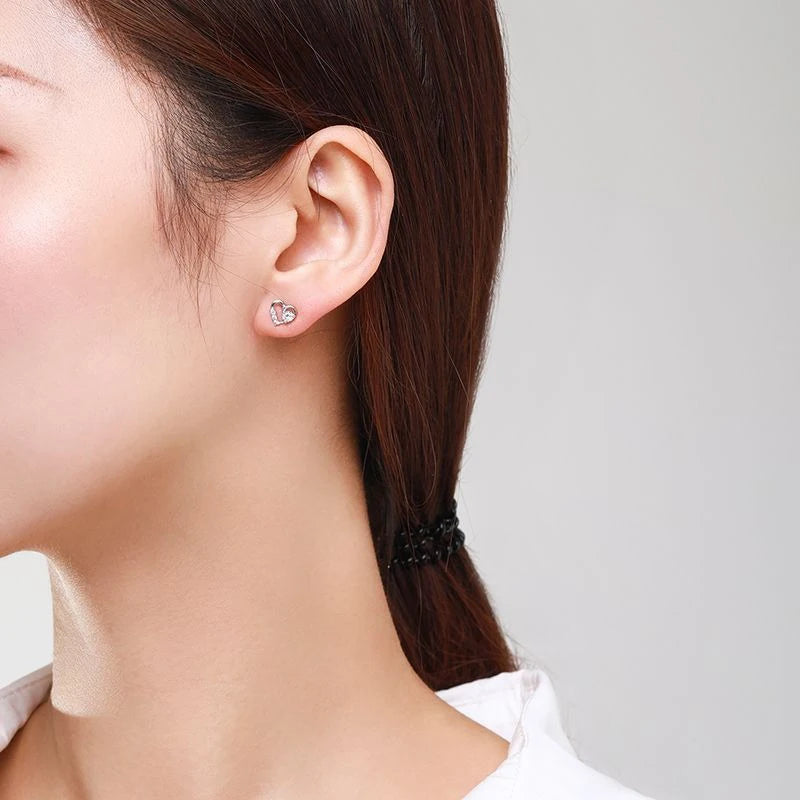 Heart-shaped Zircon Stud Earrings DS4261
