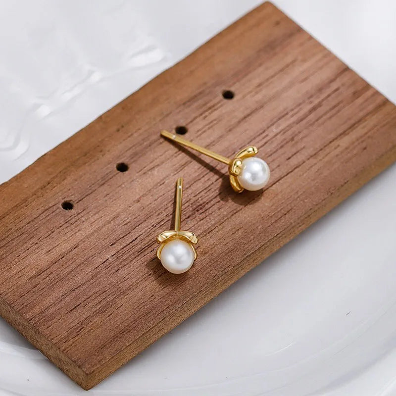 Real 925 Sterling Silver Flower Pearl Stud Earrings DS4958