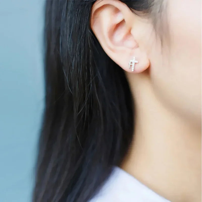 925 Sterling Silver Fahion Sweet Cross Dazzling Charm Stud Earrings DS258