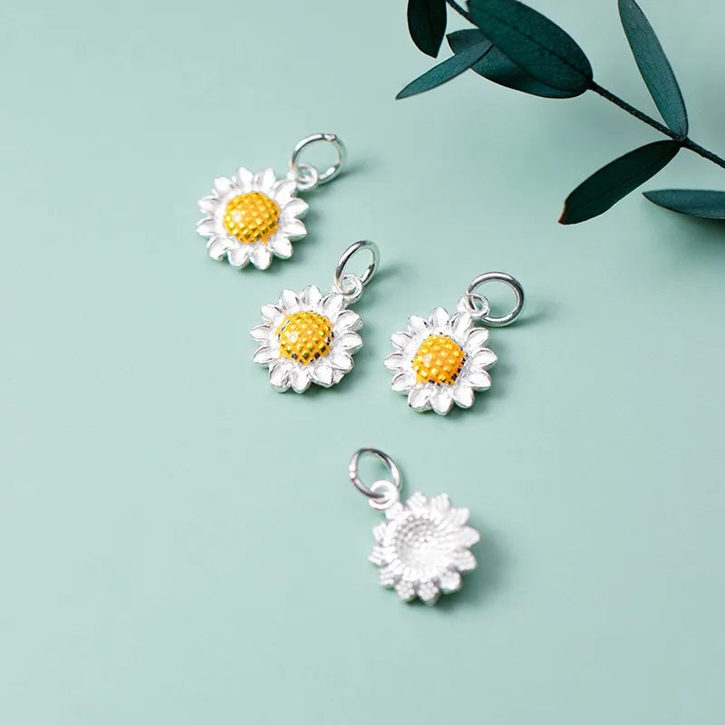 Fashion Sunflower Charm Pendant DZ1780