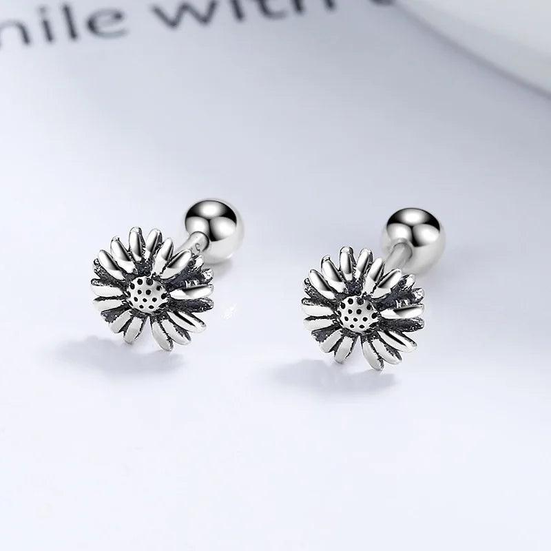 TrustDavis Real 925 Sterling Silver Heart Little Daisy Round Screw Stud Earrings for Women Wedding Trendy Fine Jewelry DS3473