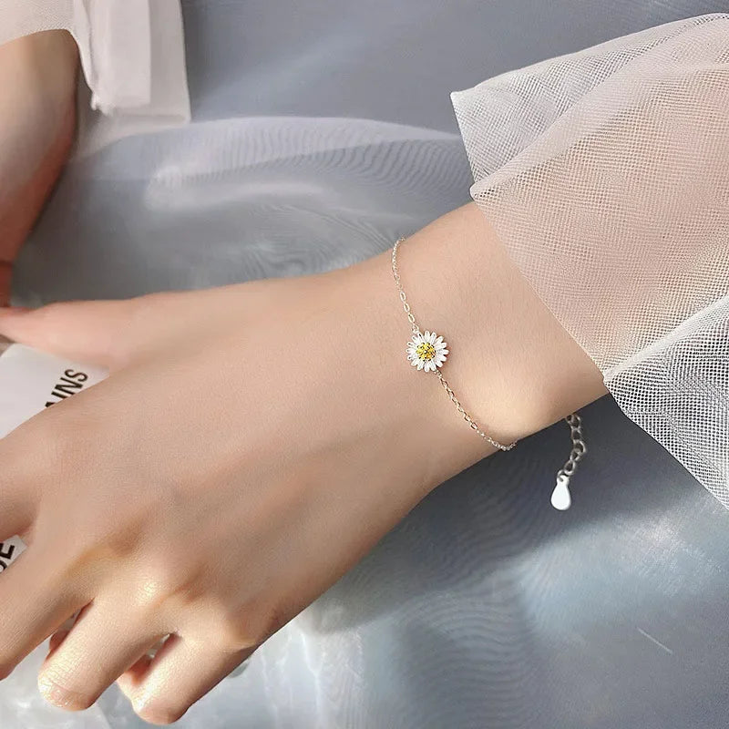 Romantic Marguerite Flower Bracelet DS1119