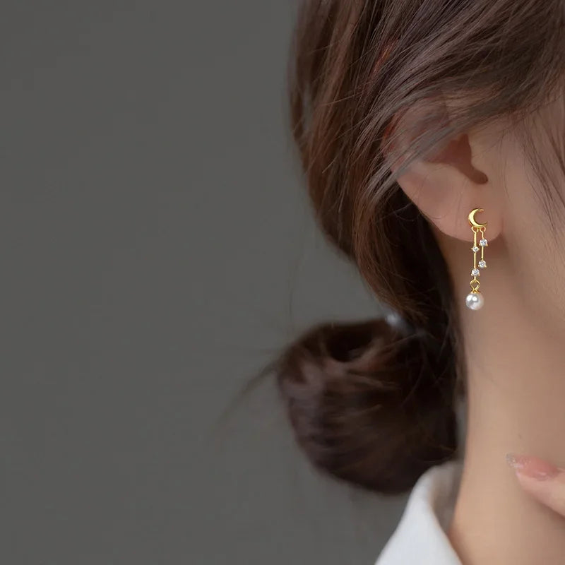 Moon Tassel Synthesis Pearl CZ Stud Earrings DA3137