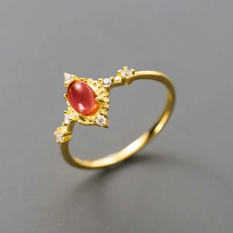 Trustdavis Girsl 925 Sterling Silver Retro Luxury Red Oval Stone Best Wish Rings for Women Wedding Fine Jewelry Gift DS4561