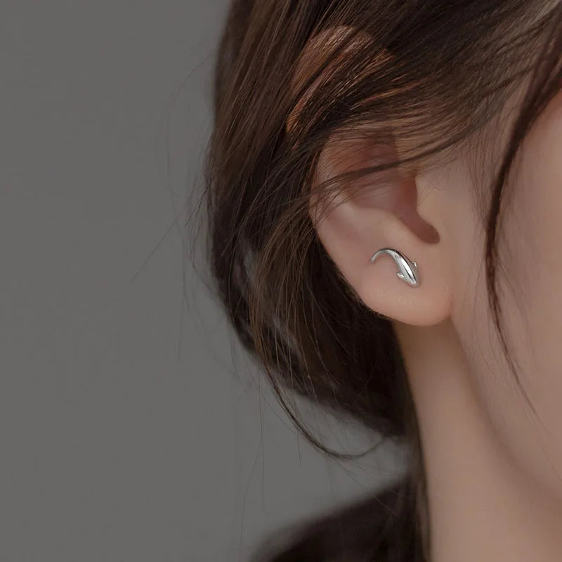 TrustDavis Real 925 Sterling Silver Fashion Smooth Whale Dolphin Stud Earrings For Daughter Teen Girls Fine Gift Jewelry DG0168