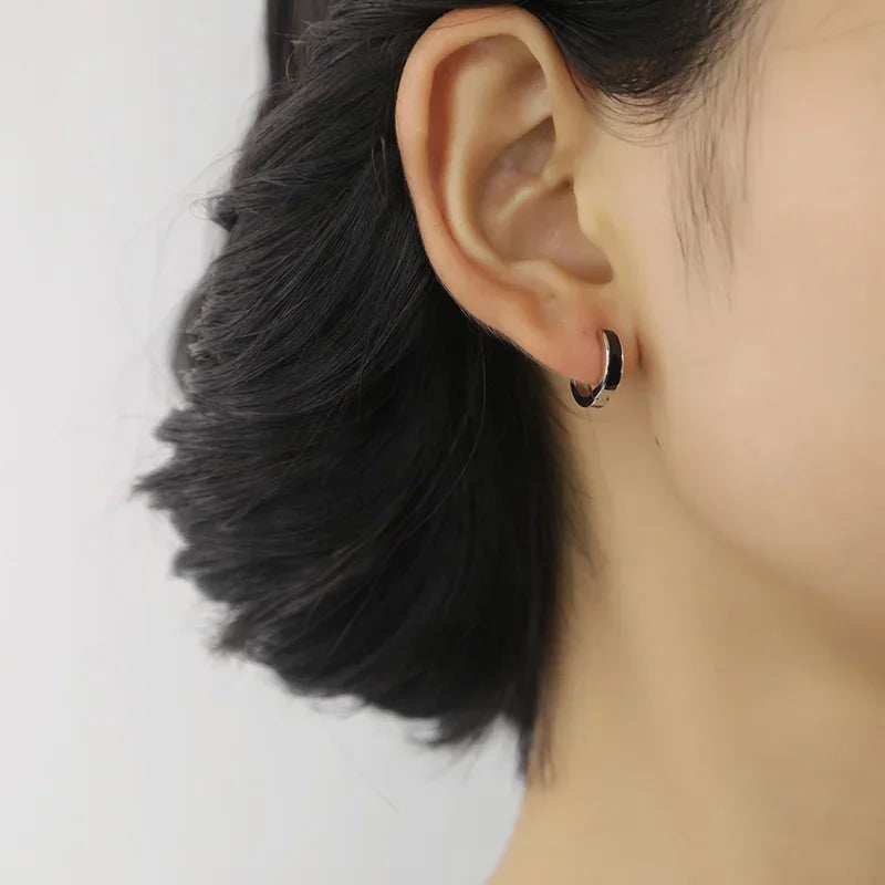 TrustDavis 925 Sterling Silver Hoop Earrings Black White Hoops Birthday Gift for Women Huggie Silver 925 Jewelry Brincos DA1800