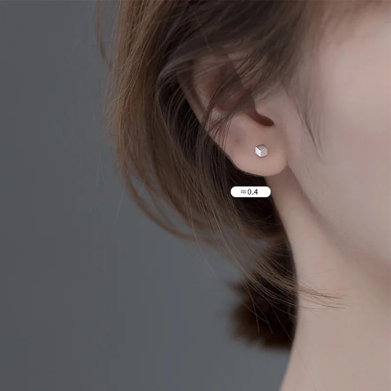 Trustadavis Real 925 Sterling Silver Fashion Sweet Geometric 2/3/4mm Squares Stud Earrings For Women Wedding Fine Jewelry DA275