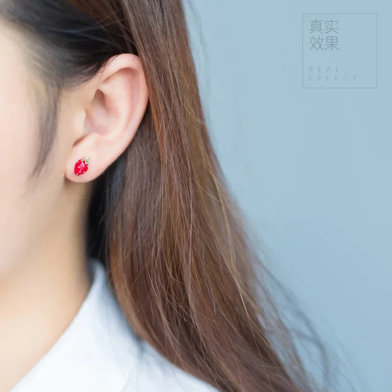 Strawberry Stud Earrings DS92