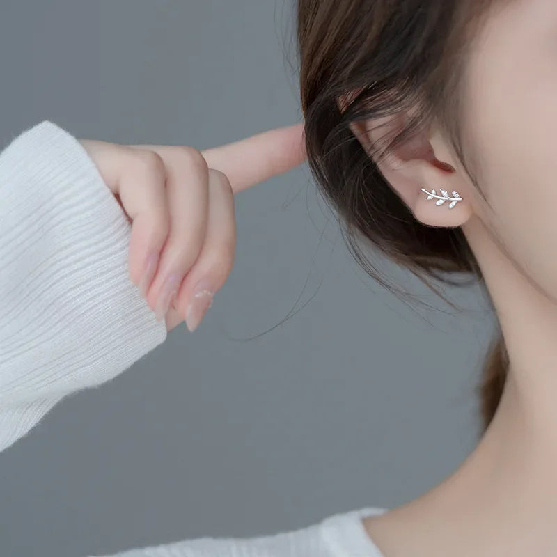 Version Diamond-studded Planet Star Moon Earrings DB1305