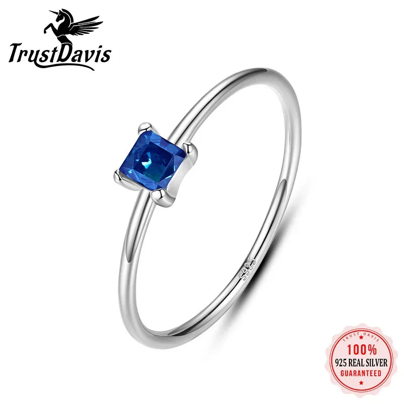 Dazzling Square Finger Ring DS112