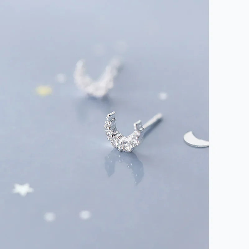 TrustDavis Real 925 Sterling Silver Fashion Sweet Mini Moon CZ Charm Stud Earrings For Women Wedding Party Fine Jewelry DA1531