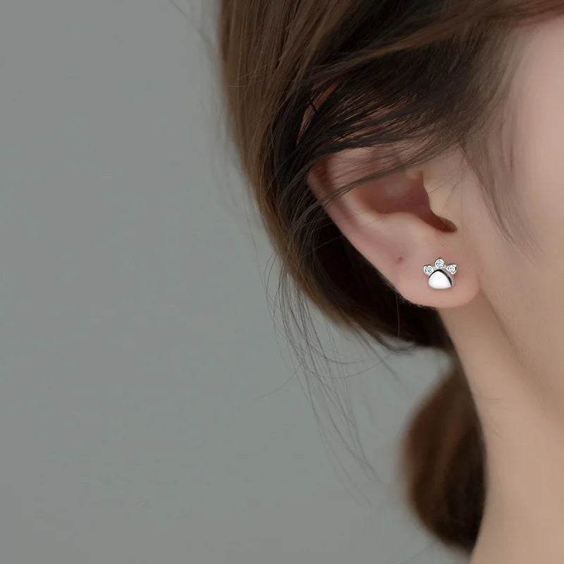 TrustDavis Real 925 Sterling Silver Fashion Sweet Cat's Paw CZ Screw Stud Earrings For Women Wedding Party Fine Jewelry DB1138