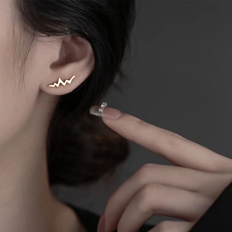 TrustDavis 925 Sterling Silver Women's Fashion Simple Smooth Heartbeat Line Screw Earrings for Women Girls Jewelry Gift DS4300