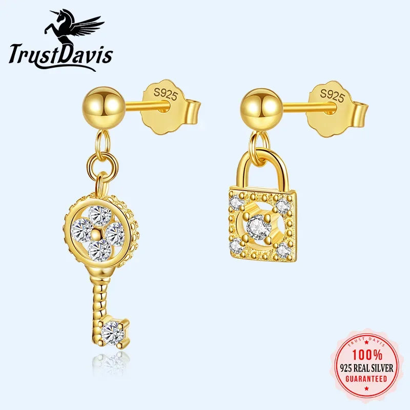 TrustDavis Real 925 Sterling Silver 2022 Asymmetrical Key Lock Shiny CZ Stud Earrings For Fashion Women Fine 925 Jewelry DA00353