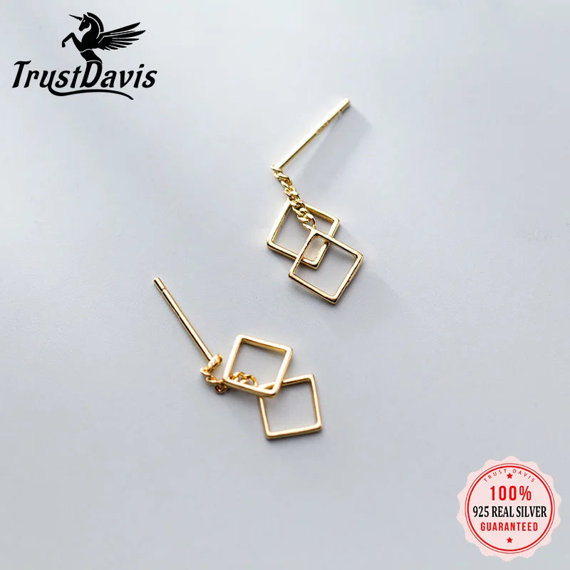 Linked Square Stud Earrings DA460