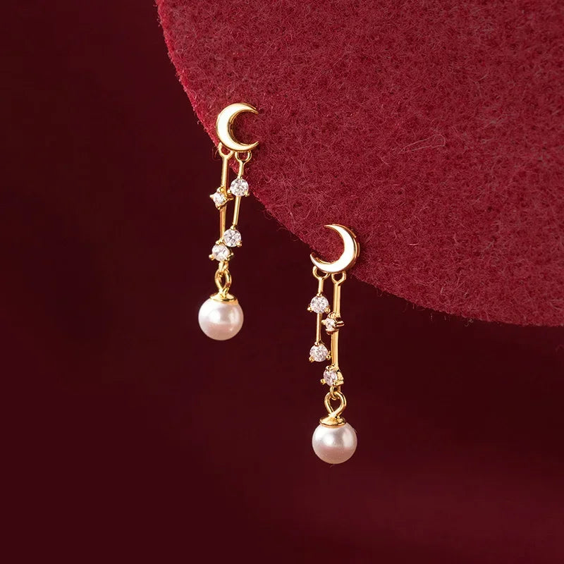 Moon Tassel Synthesis Pearl CZ Stud Earrings DA3137