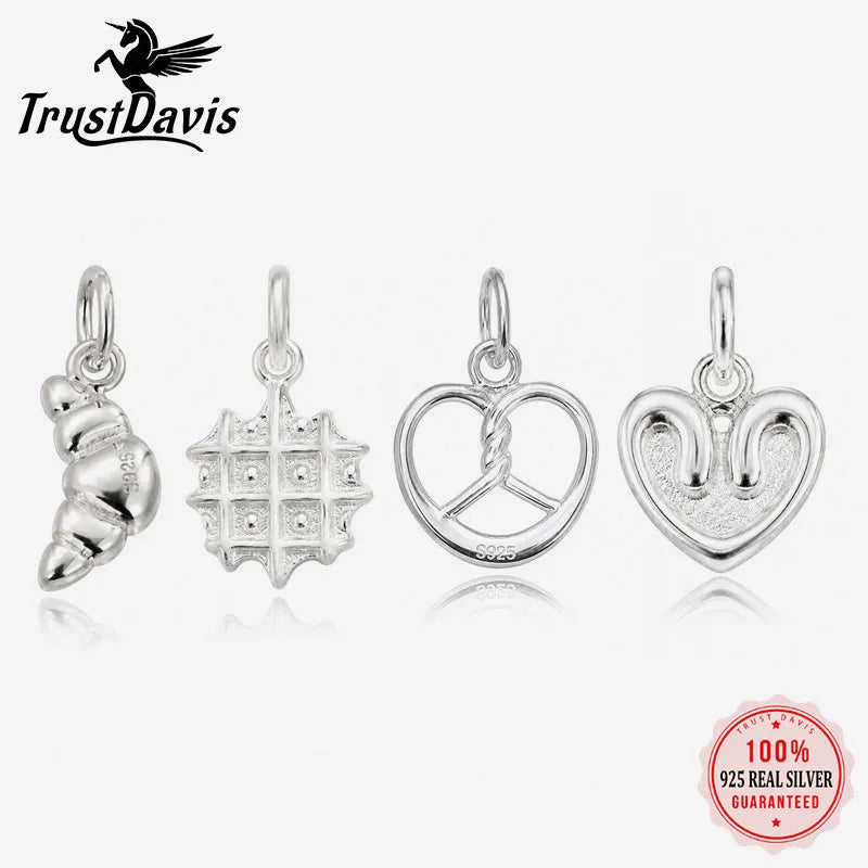 Cute Pretzel Croissant Waffle Pendant DZ1934