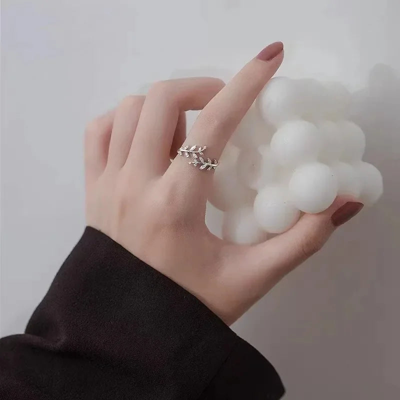 Leaf Open Ring Gift for Daddy's Girl Mom Daugther Birthday Jewelry DS4281