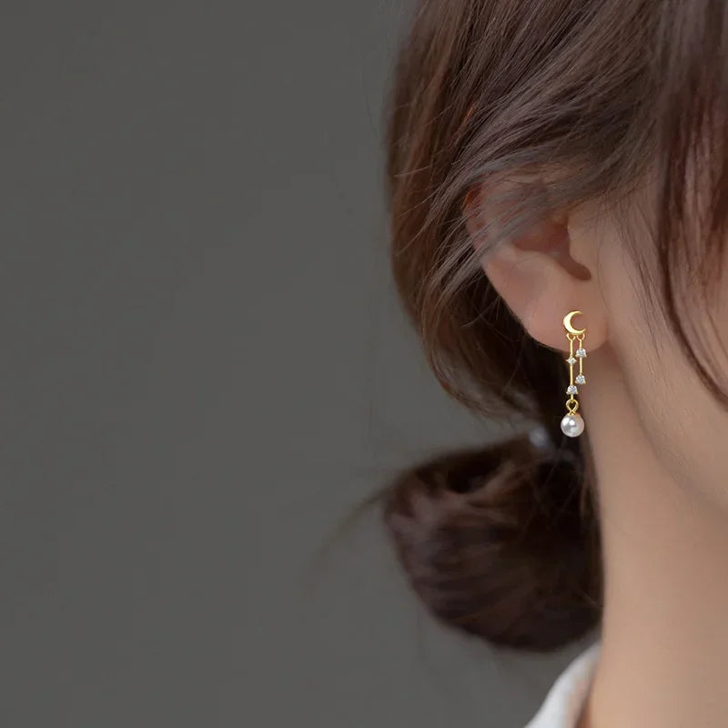 Moon Tassel Synthesis Pearl CZ Stud Earrings DA3137