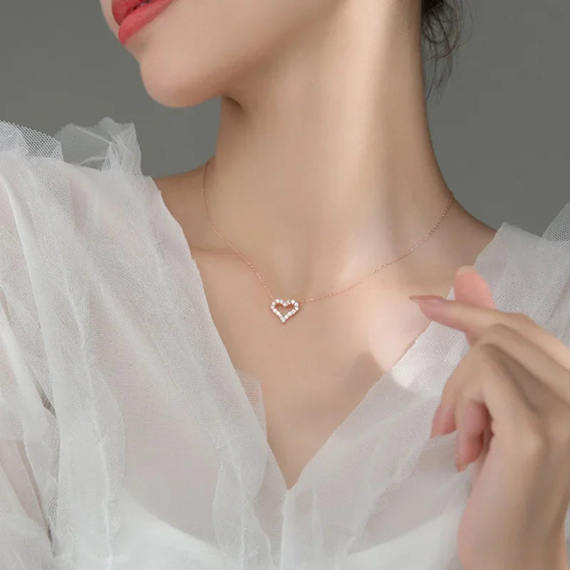 Romantic Heart Pendant Choker Necklace DS1016