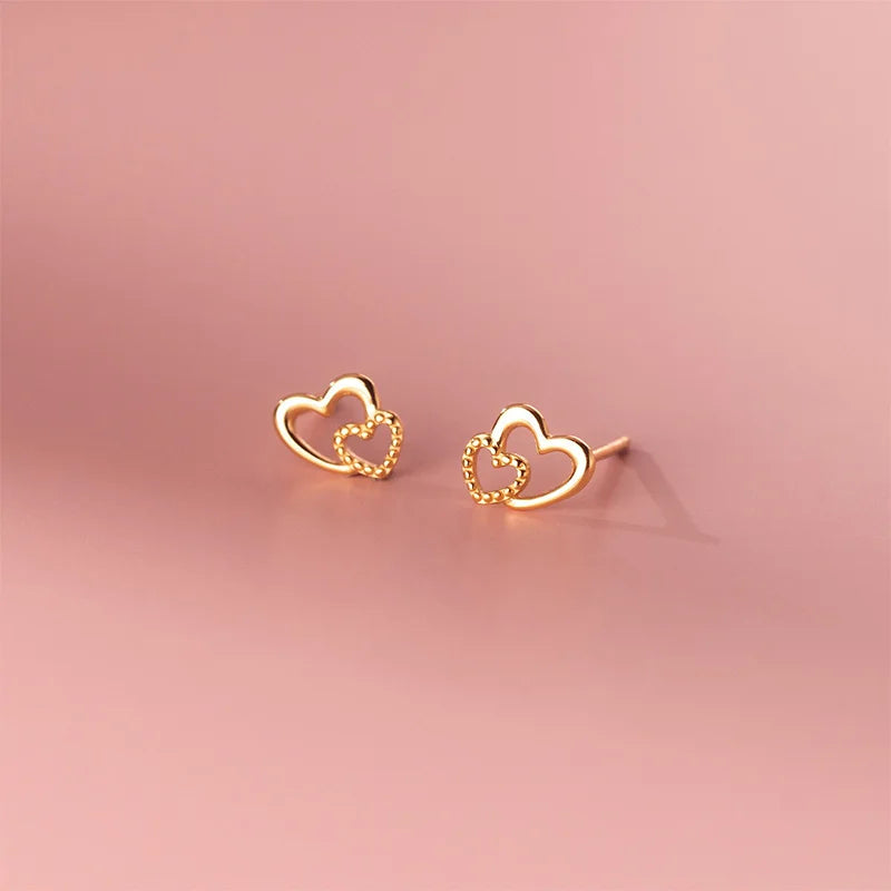 Elegant Openwork Heart-shaped Stud Earrings DS4754
