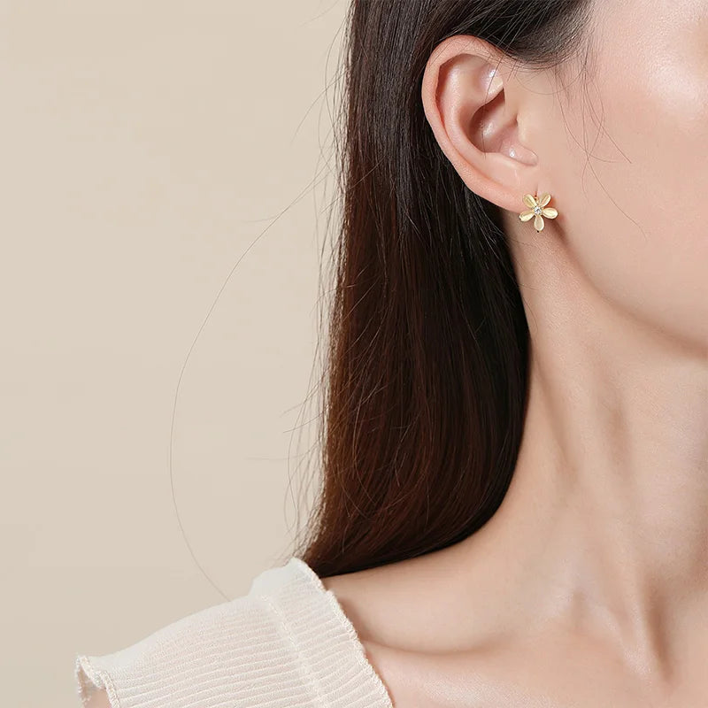 Fashion Sweet Flower Hoop Earrings DS4370