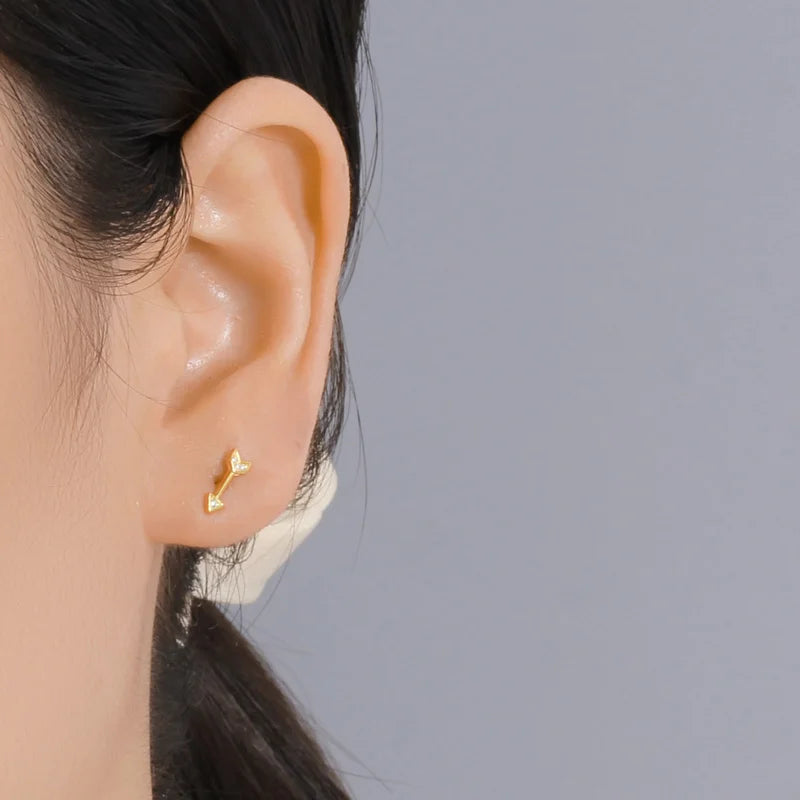 TrustDavis Real 925 Sterling Silver Earring Fashion Arrow Shiny CZ Stud Earring For Women Wedding Wholesale Jewelry DE0019